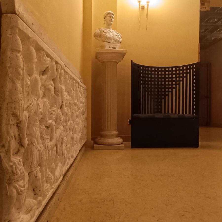 Seccy Hotel Boutique Art & Museum Fiumicino Buitenkant foto