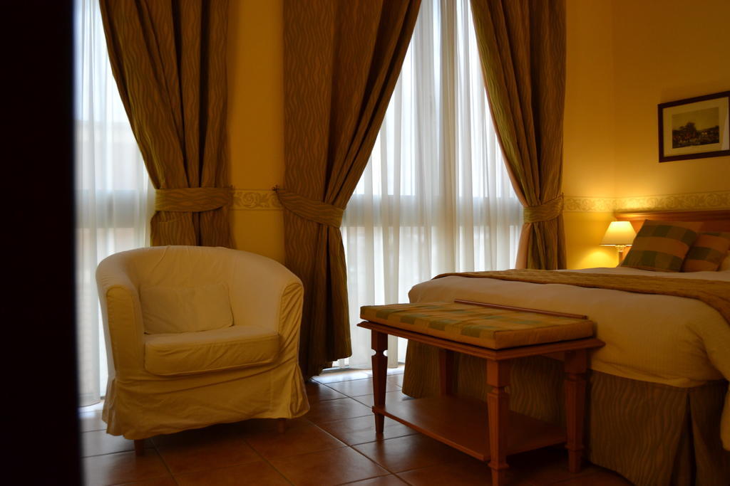Seccy Hotel Boutique Art & Museum Fiumicino Kamer foto