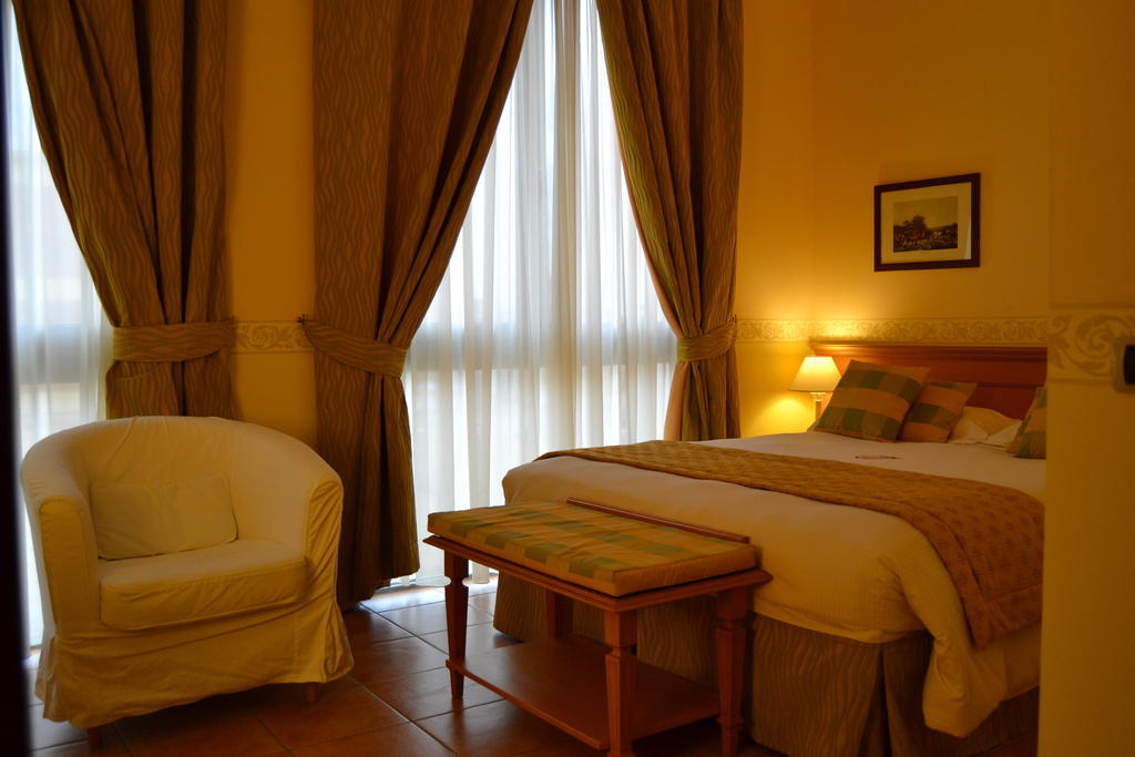 Seccy Hotel Boutique Art & Museum Fiumicino Kamer foto